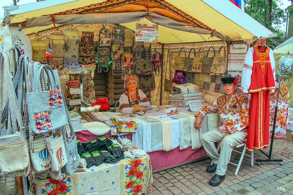 Слав.Базар. - Роланд Дубровский