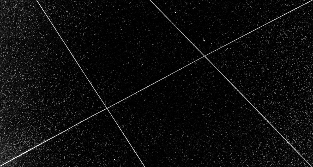 Восемь треугольников - Сергей Фомичев