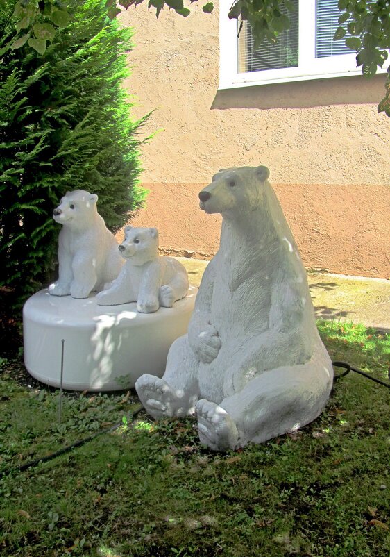 Белые мишки - Сергей Карачин Белые мишки - Сергей Карачин