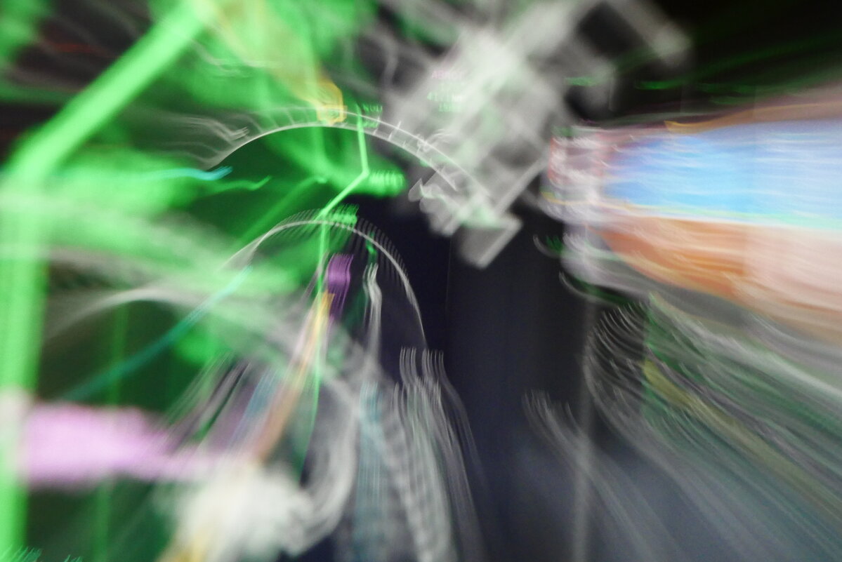 Оп Арт (игра зумом) - Alexey YakovLev