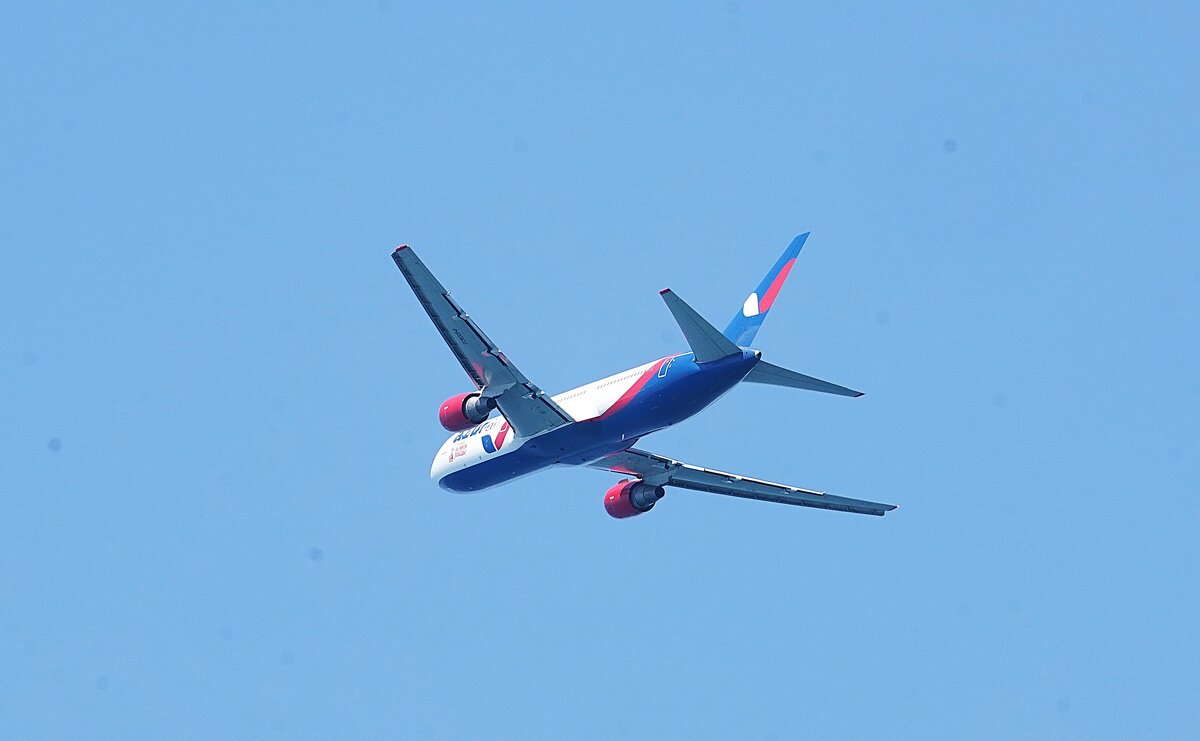 Как улетают самолёты... - Татьяна Тюменка