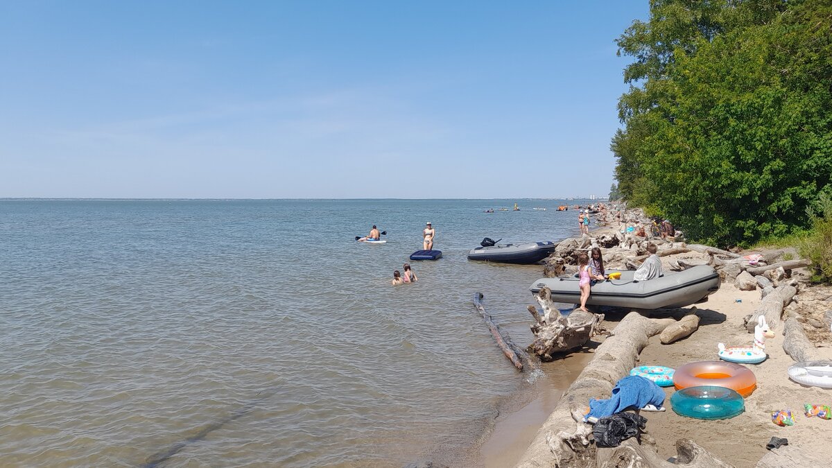 Отдых на берегу Обского водохранилища . - Мила Бовкун Отдых на берегу Обского водохранилища . - Мила Бовкун