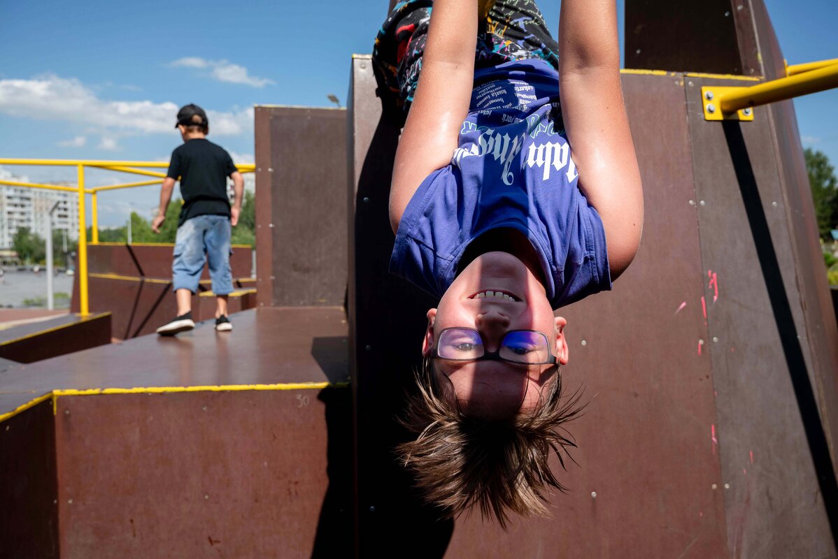 *** - Валерий Михмель 