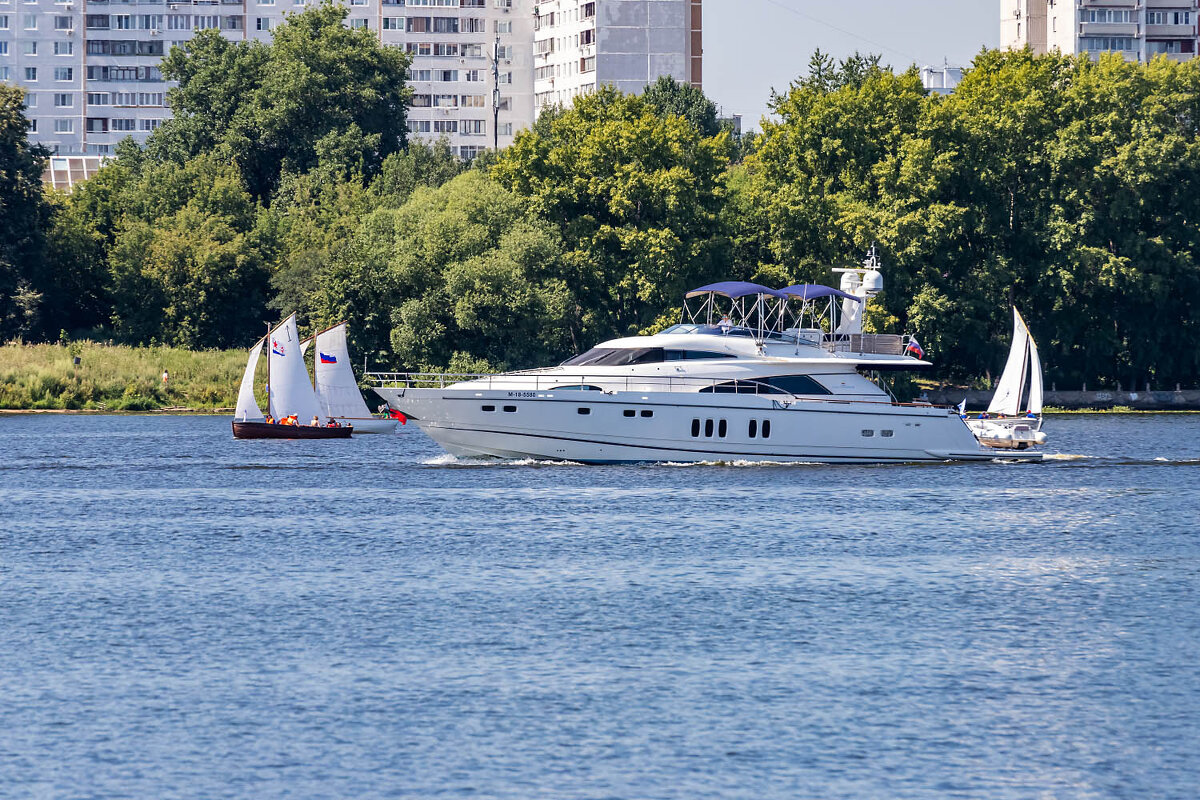 Паруса и катера - Александр 