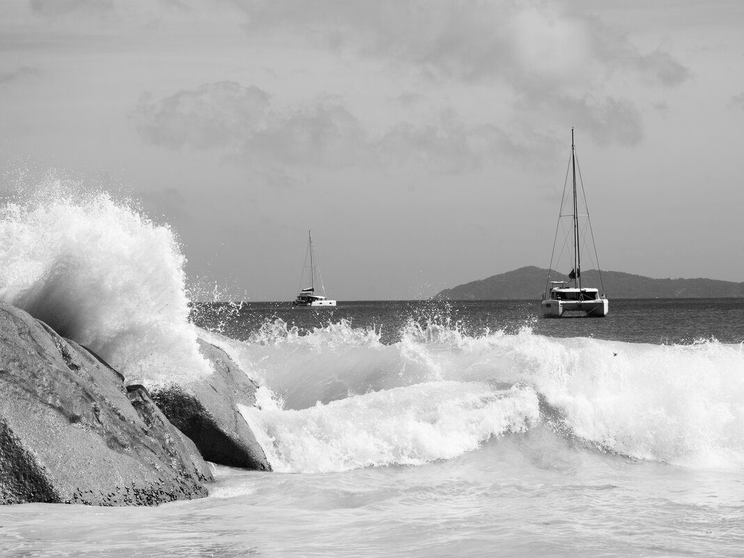 Яхты в шторм - Максим 