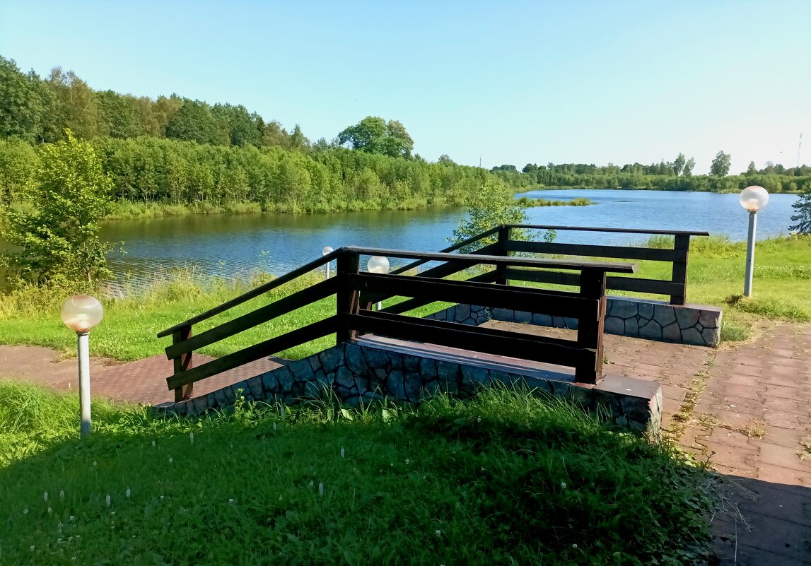 Летний берег с лестницей - Veera V Летний берег с лестницей - Veera V