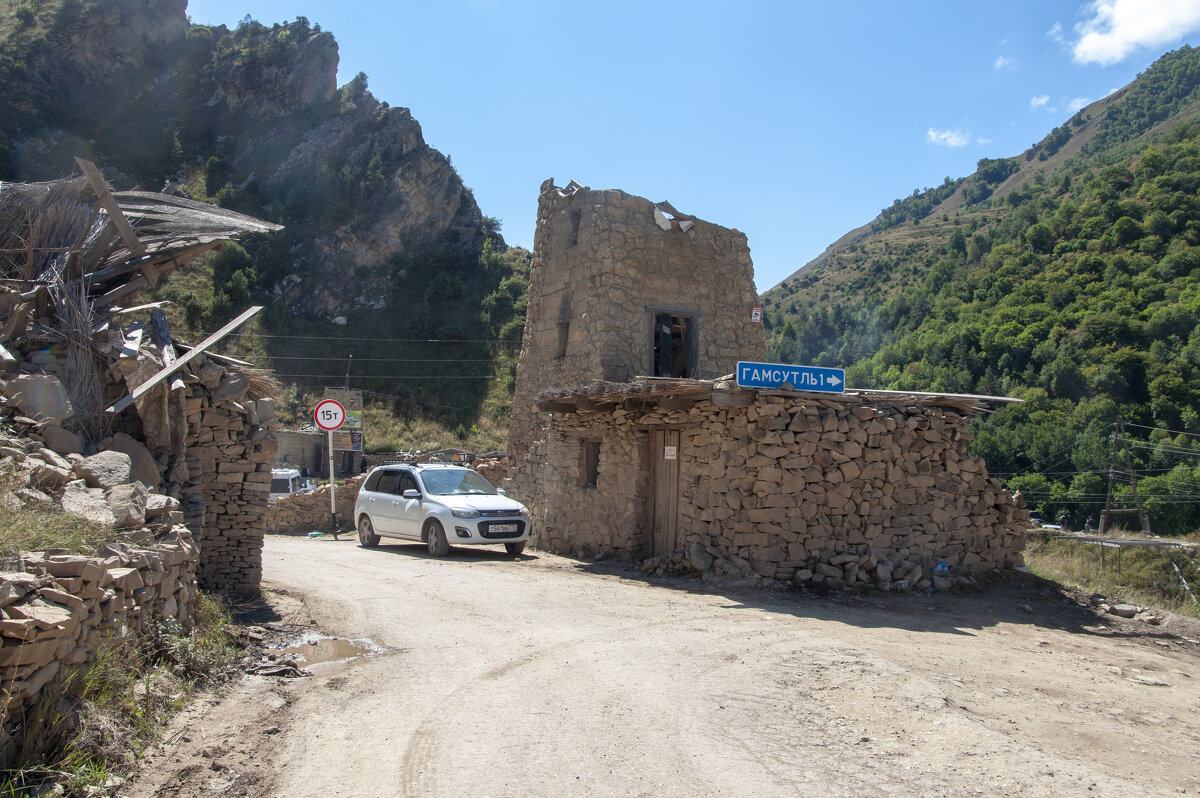 Декорация к сцене штурма "Ахульго" кинофильма "Аманат" - Gen 