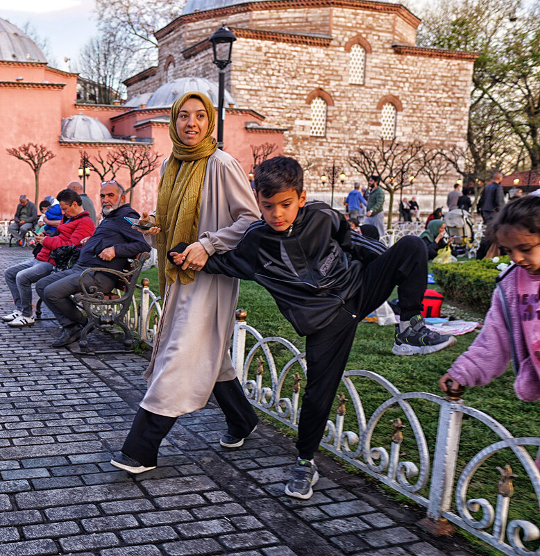 *** - Алексей Карташев *** - Алексей Карташев