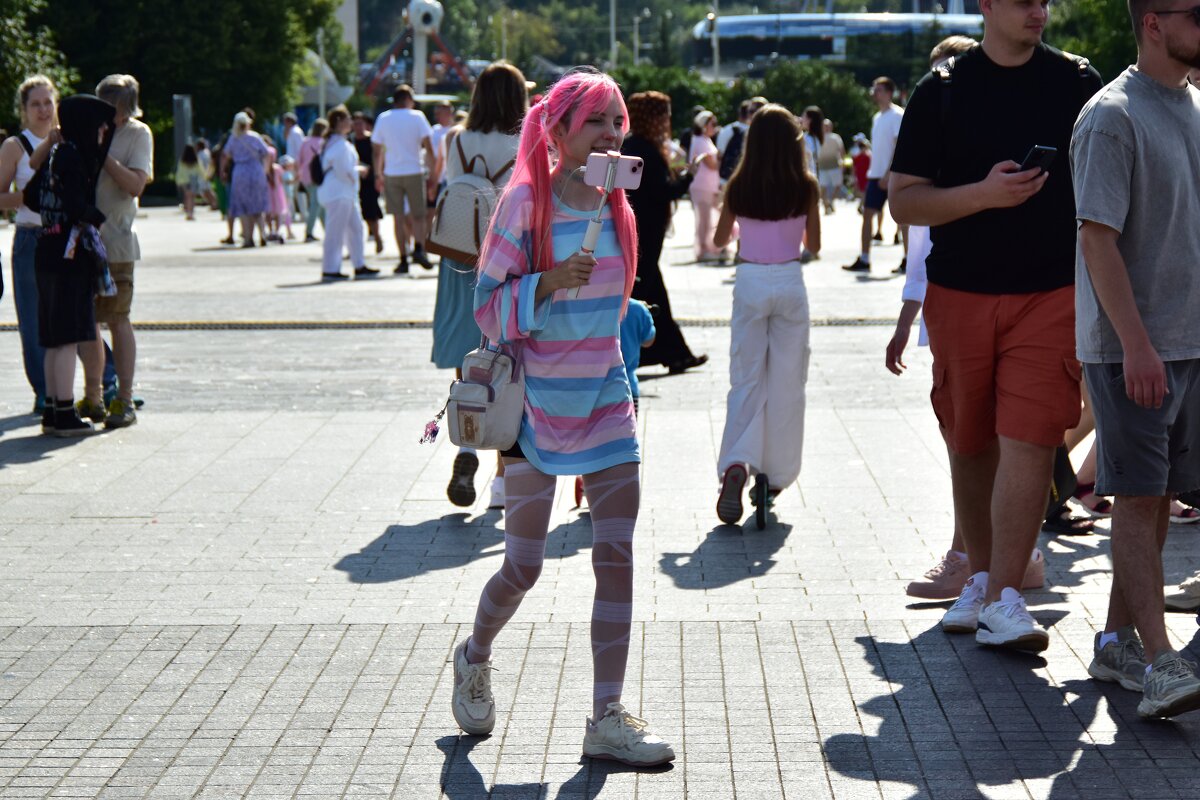 Гостья... - Наталья Вязигина