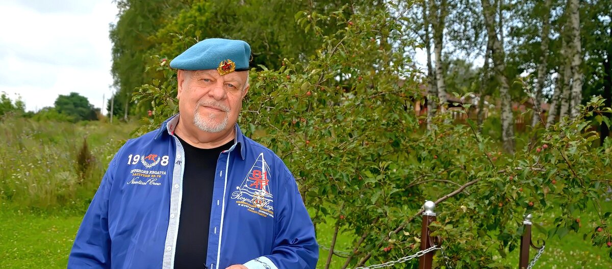 За ВДВ - Михаил Столяров