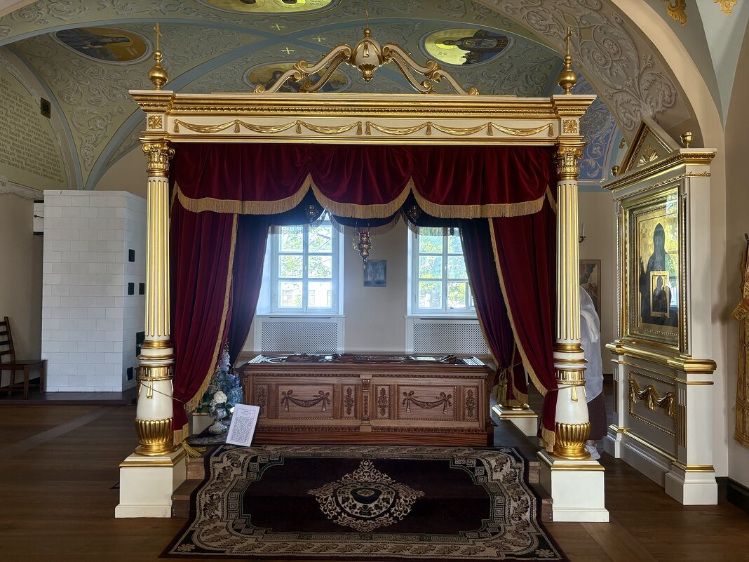 Рака преподобного Арсения Коневского - Наталия Павлова