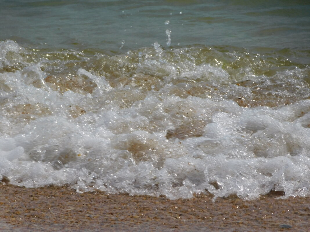 Набегающая волна - Наиля 