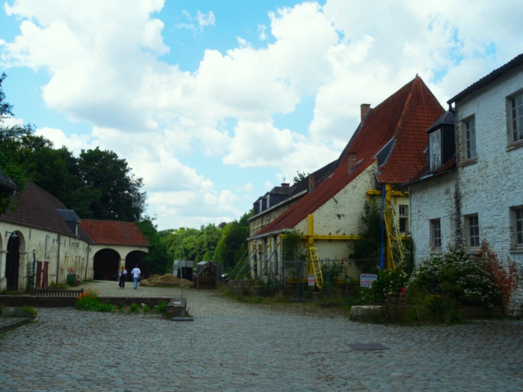 В старинном аббатсве - Aida10 