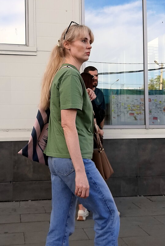 *** - Владимир Захаров