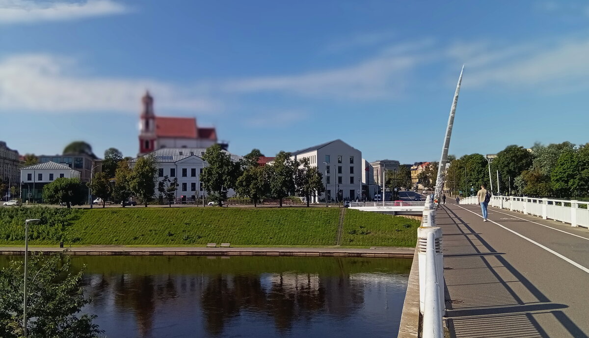 Прогулка  через мостик .. - Татьян@ Ивановна