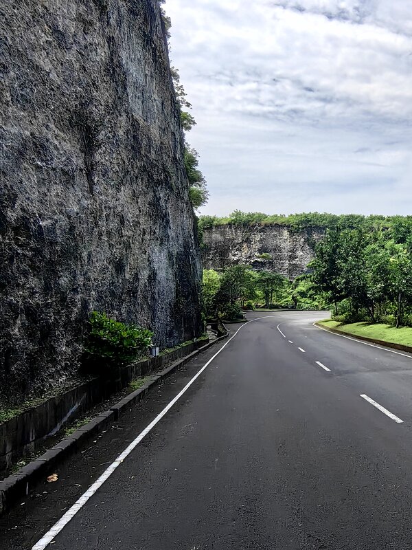 Дорога к морю на пляж Пандава бей - Вероника Парилова Дорога к морю на пляж Пандава бей - Вероника Парилова