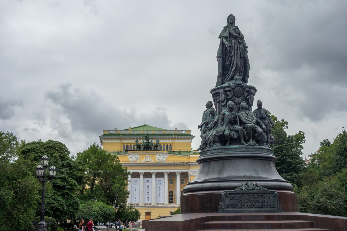 Памятник Екатерине II - Валерий Елистратов