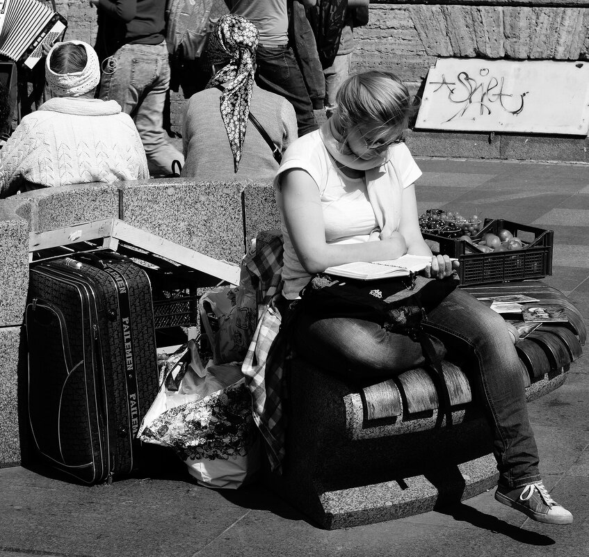 *** - Виктор Никитенко