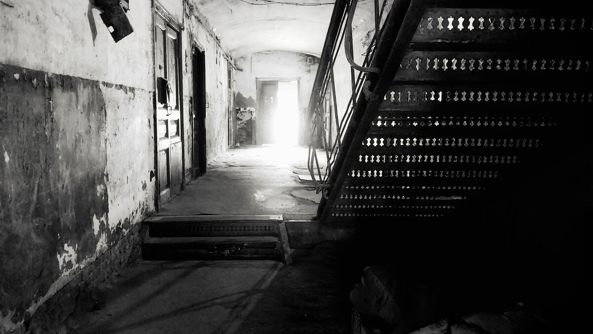 ---Through the back exit only--- - AL Reborn 