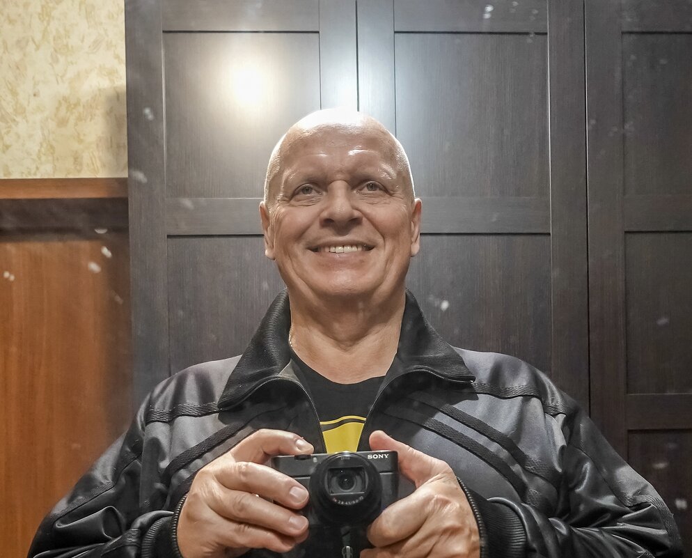 Улыбочку :) - Валерий Иванович Улыбочку :) - Валерий Иванович