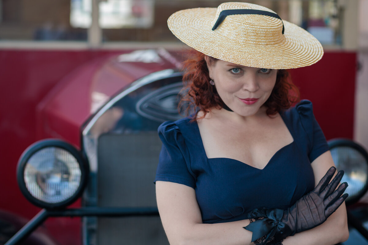 Незаметно что-то замышляя... - Валерий Паршин