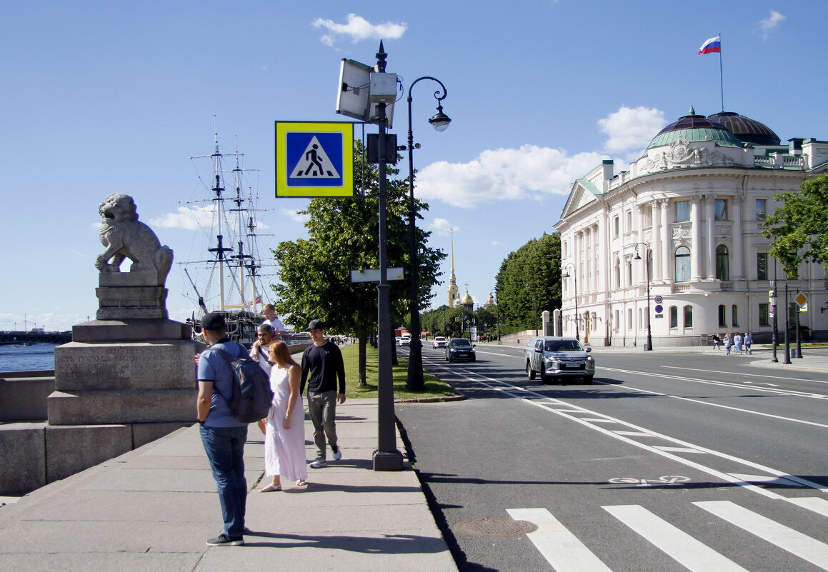 На Петровской набережной - Евгений Шафер На Петровской набережной - Евгений Шафер