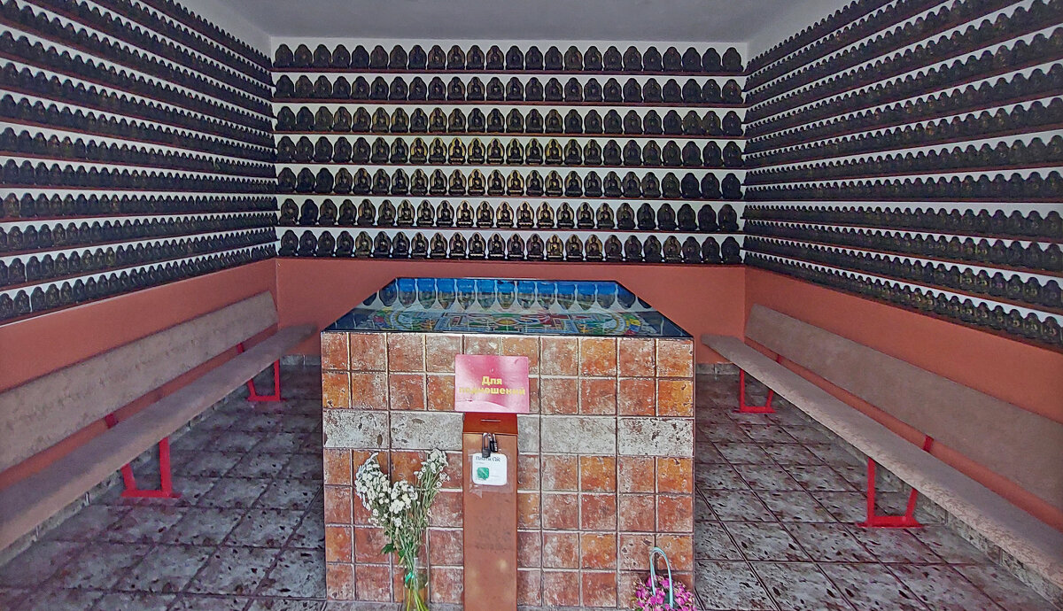 Внутри ступы Просветления - ИРЭН@ . Внутри ступы Просветления - ИРЭН@ .