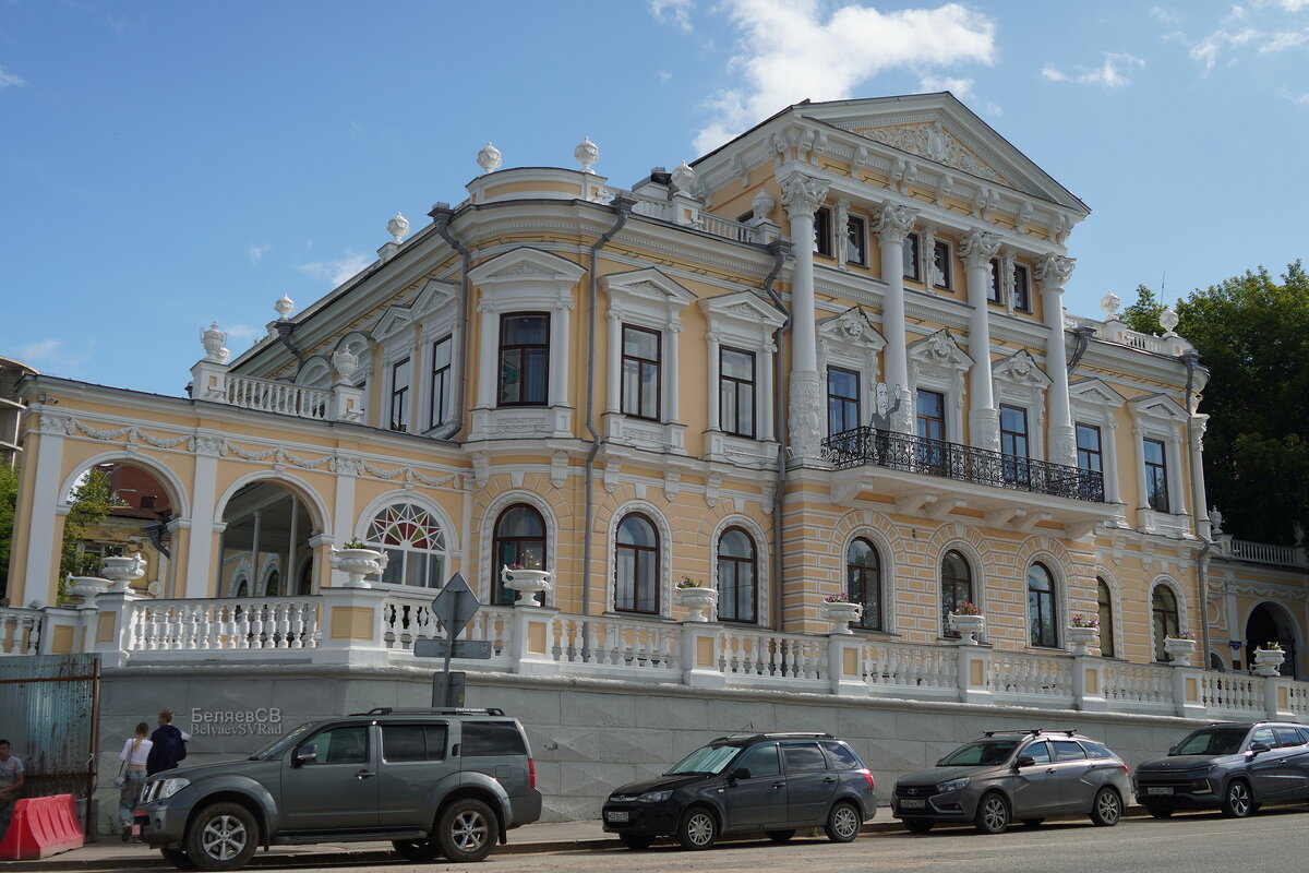 Дом Мешкова - Сергей Беляев