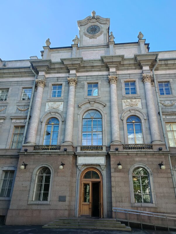 Филиал Государственного Русского музея в Санкт-Петербурге - Ирэн 