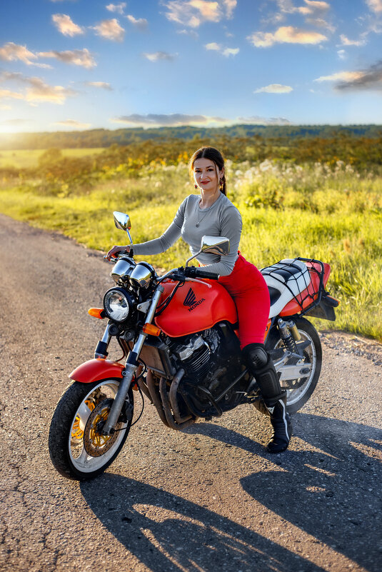 регина - Ольга Михтонюк