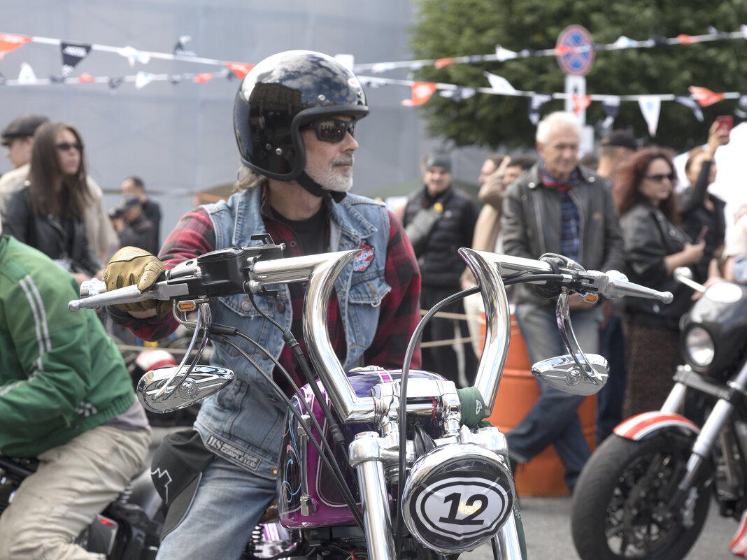 *** - Алексей Смирнов