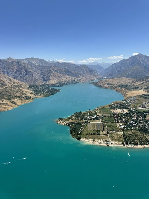 Чарвакское водохранилище, Бричмулла. - Виктор Осипчук