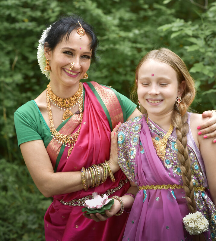 МАТЬ И ДОЧЬ - ura Зелев