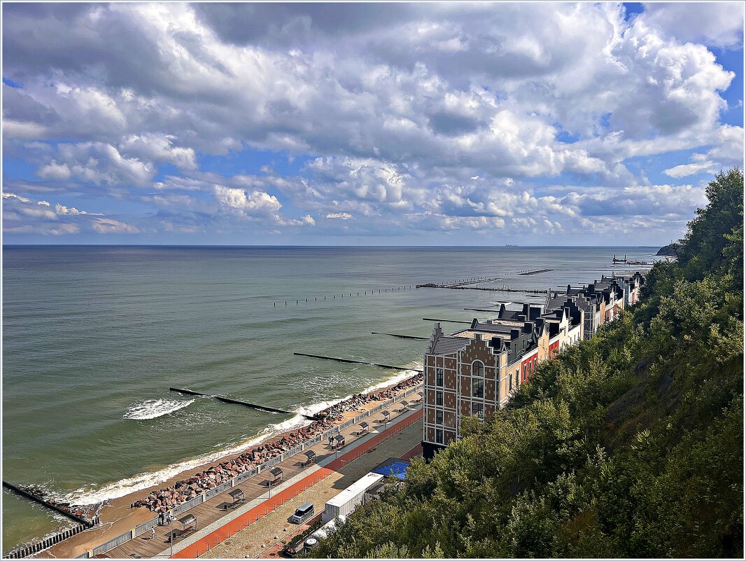 На берегу моря. - Валерия Комова