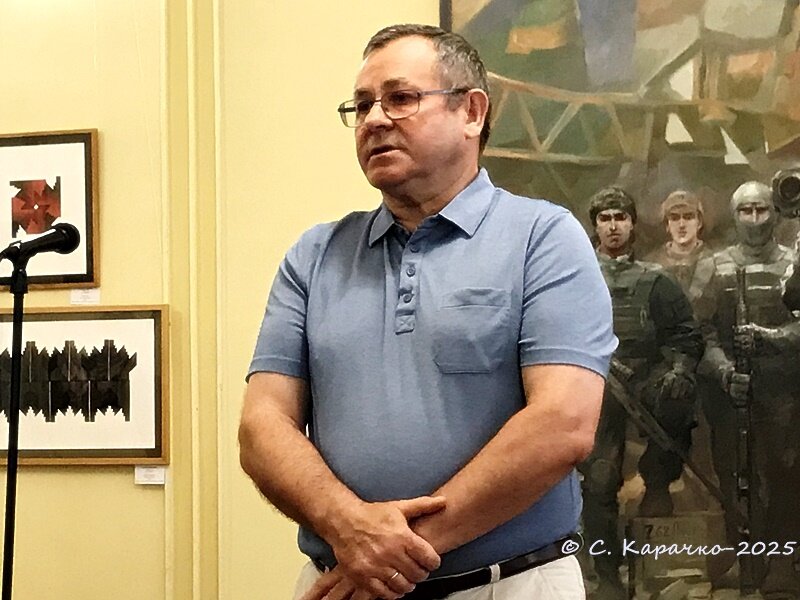 Юрій Гушкевич  художник виставка присвяченої святкуванню 34-ї річниці Незалежності України. - Степан Карачко