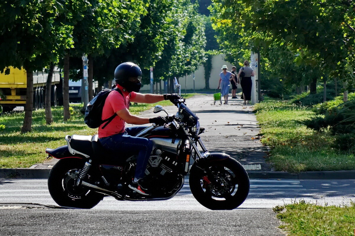 С ветерком... - Николай Саржанов