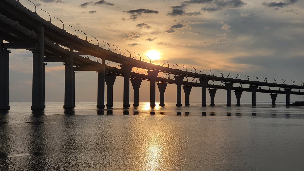 Футуристический закат. - ast62 