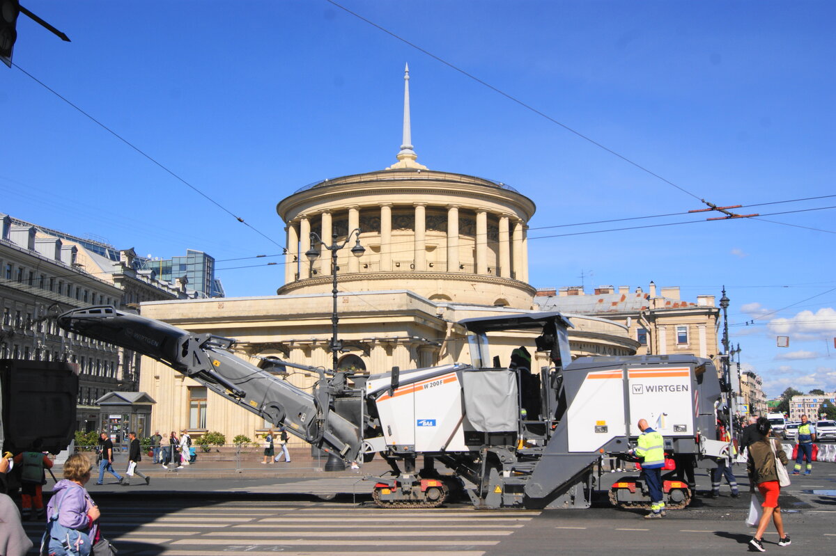 НЕВСКИЙ ПРОСПЕКТ - Виктор Никитенко НЕВСКИЙ ПРОСПЕКТ - Виктор Никитенко