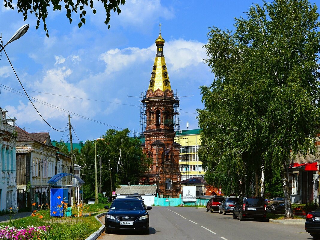Алатырь. Колокольня церкви Казанской иконы Божией Матери. - Пётр Чернега