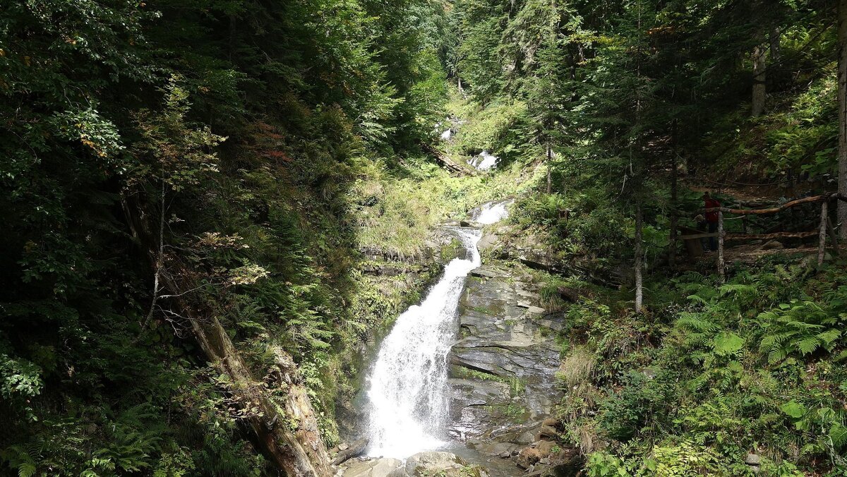 Водопад в горах - Рита Симонова