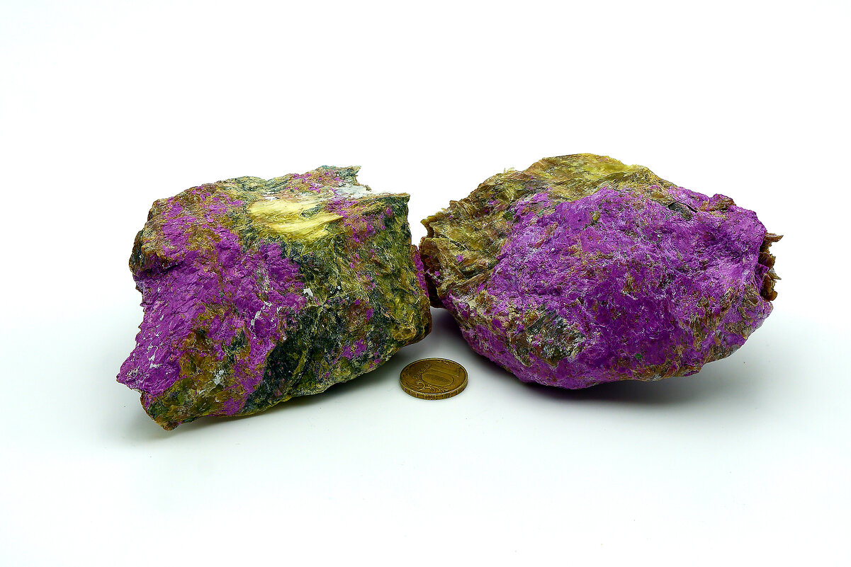 Стихтит с серпентинитом - Дмитрий Конев