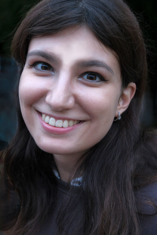 Счастливое лицо зрителя и слушателя на "концерте" музыкального ансамбля на Кургане - Евгений Счастливое лицо зрителя и слушателя на "концерте" музыкального ансамбля на Кургане - Евгений