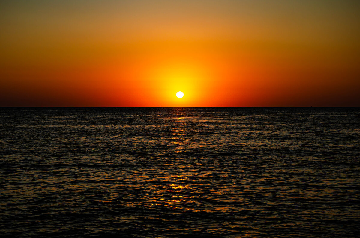 На закате. - Сергей Михайлов