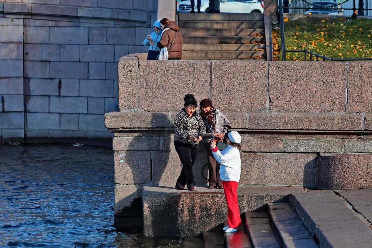 Фотографируют все. - Татьяна Бравая Фотографируют все. - Татьяна Бравая