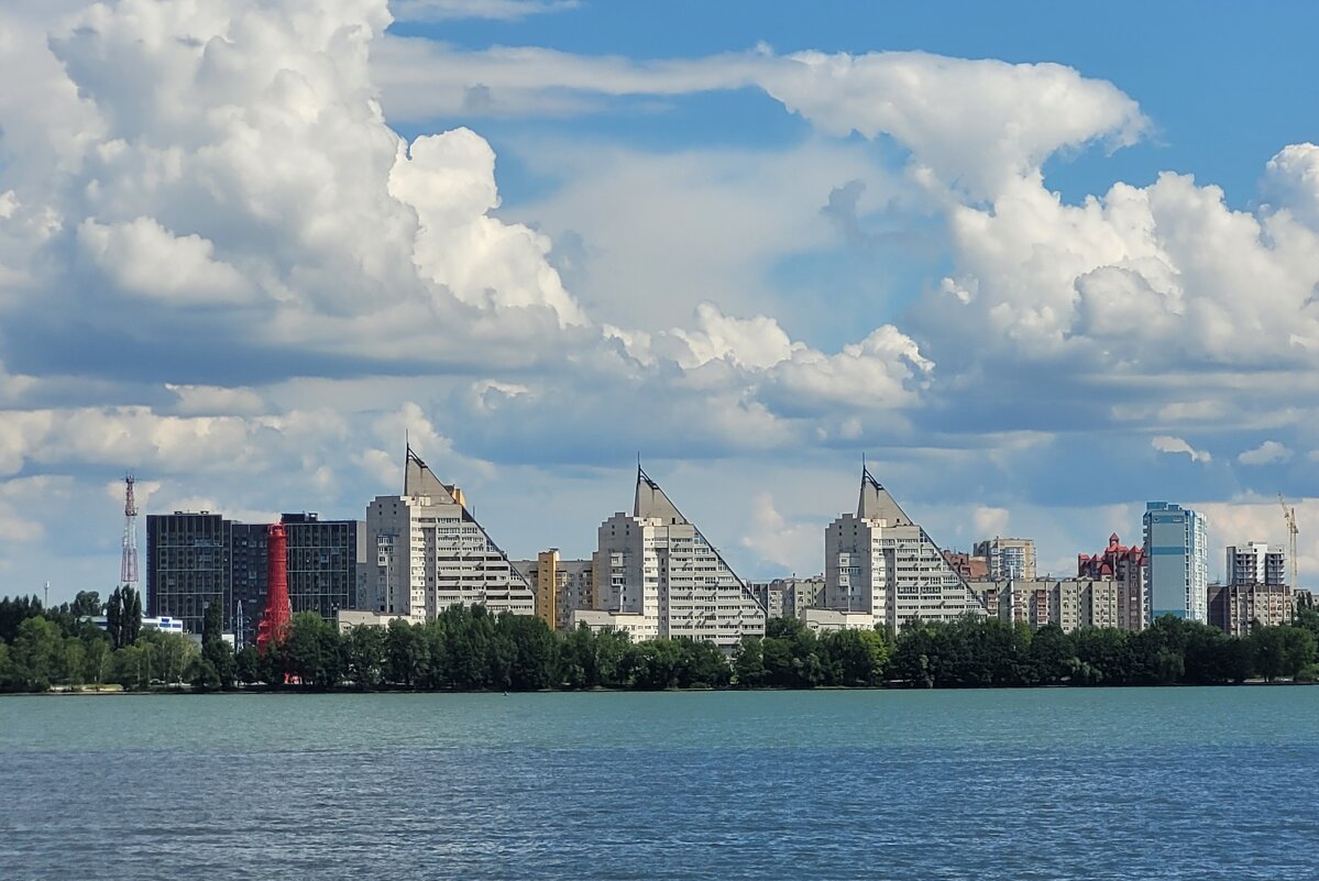 ЖК "Алые паруса" вид с правого берега на левый берег (14 час. 17 мин.) - Татьяна Машошина