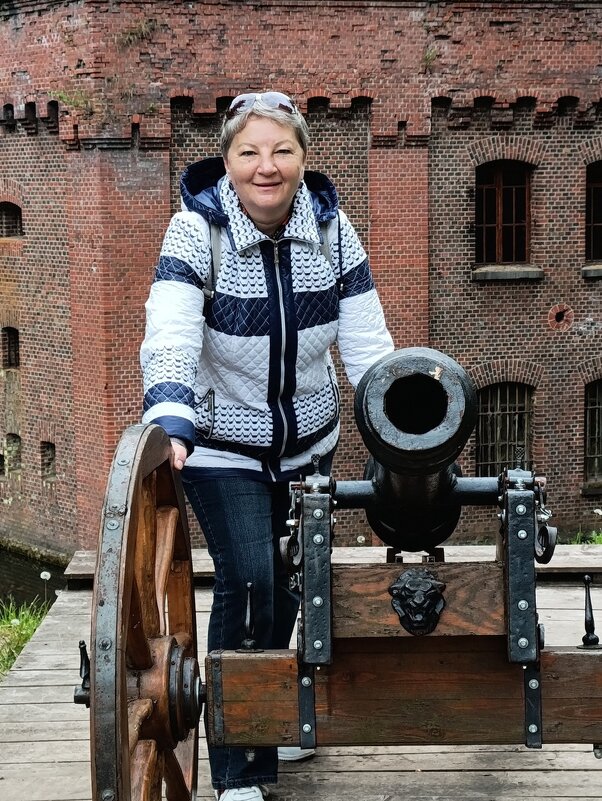 Ну что, вдарим по осени? - Людмила Жданова