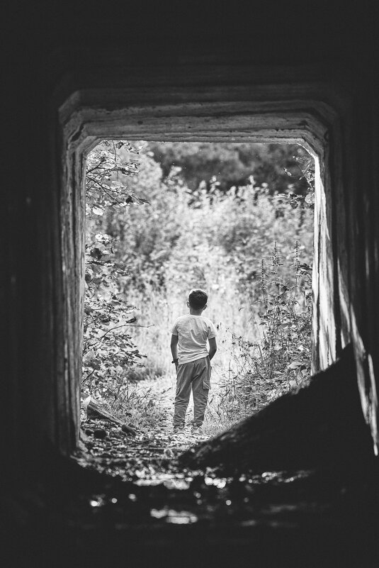 Мальчик в тоннеле - Александр Морозов