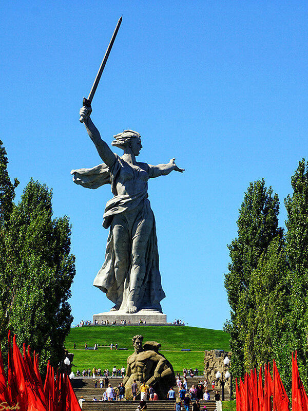 А на Мамаевом кургане тишина... - Alex Sash А на Мамаевом кургане тишина... - Alex Sash