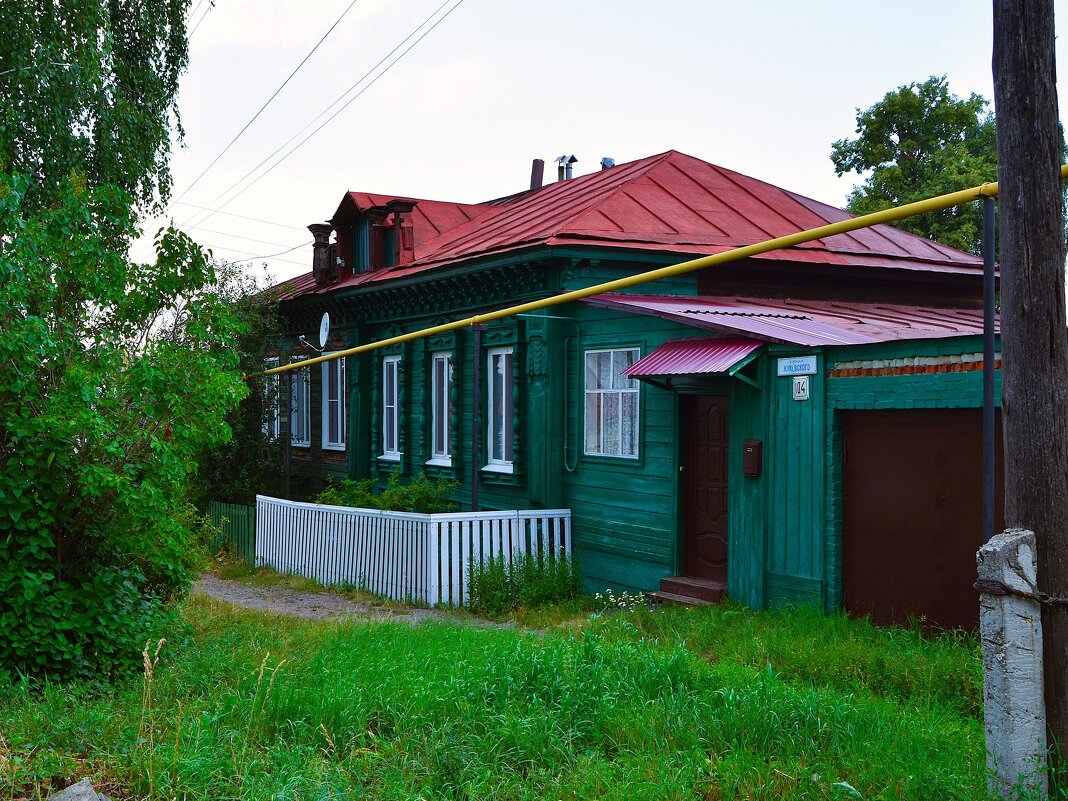 Алатырь. Дом по ул. Жуковского 104. - Пётр Чернега