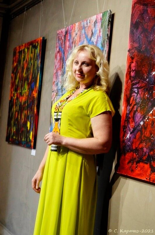 Наталія Вовчук художниця - Степан Карачко
